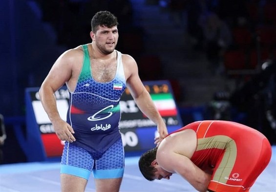 جام‌جهانی کشتی فرنگی| دومین برد تیم ملی ایران در باکو/ پیروزی با ضربه فنی قهرمان سنگین وزن جهان