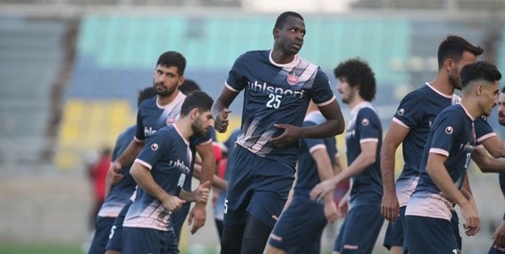 شروع تمرینات پرسپولیس به تعویق افتاد