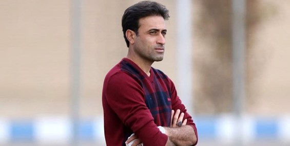 کنایه تند رجب‌زاده به سرپرست خوشه‌طلایی
