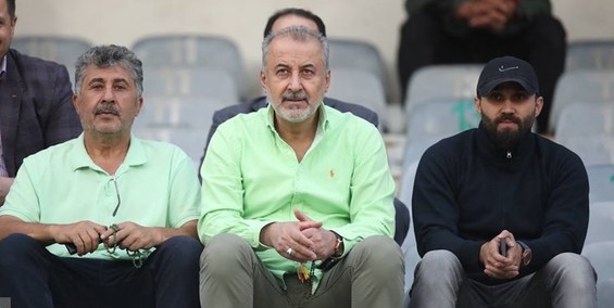 در روزهای اعتصاب سرخ‌ها؛ هیأت مدیره پرسپولیس به قطر می‌رود!