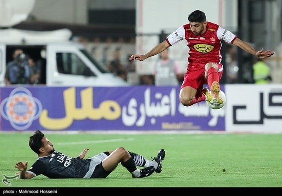 پیوس: پرسپولیس می‌تواند با صدرنشینی به تعطیلات برود/ انتقادها تمرکز تیم را می‌گیرد
