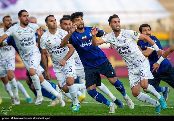 میری: لیاقت هوادار بیش از ۱۲ امتیاز بوده است/ استقلال در نیمه دوم فقط دفاع می‌کرد