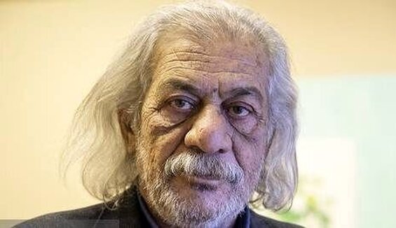 بازیگری با دستمزد ۵۰۰ هزار تومانی!/ پیشکسوتی که دستفروشی میکند