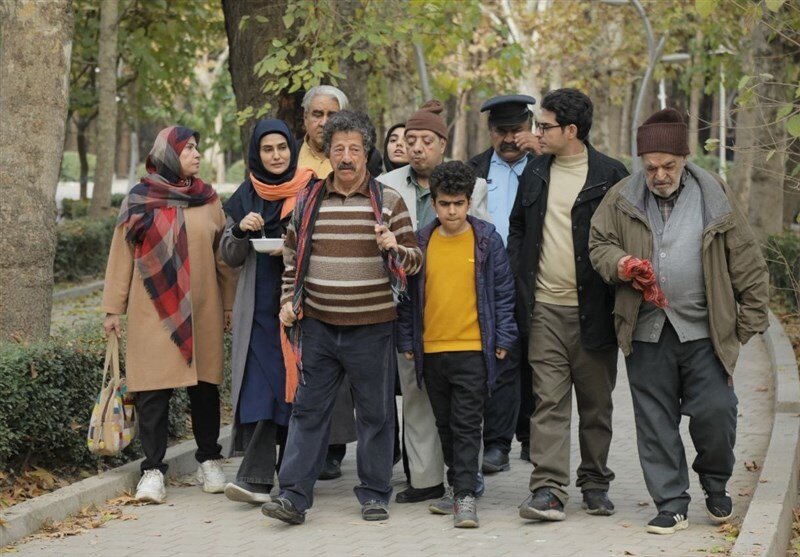 جزئیاتی تازه از ماجرای آش فروشی حمید لولایی و خمسه در پارک لاله ؛ چند روز مانده تا پخش «چرخ گردون» | تصاویر