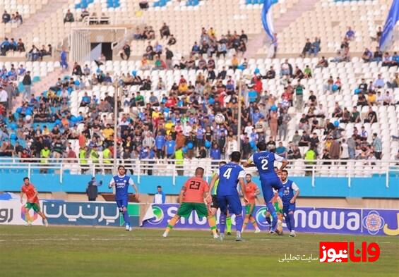 چمن نامطلوب ورزشگاه غدیر اهواز در آستانه دیدار استقلال خوزستان - استقلال