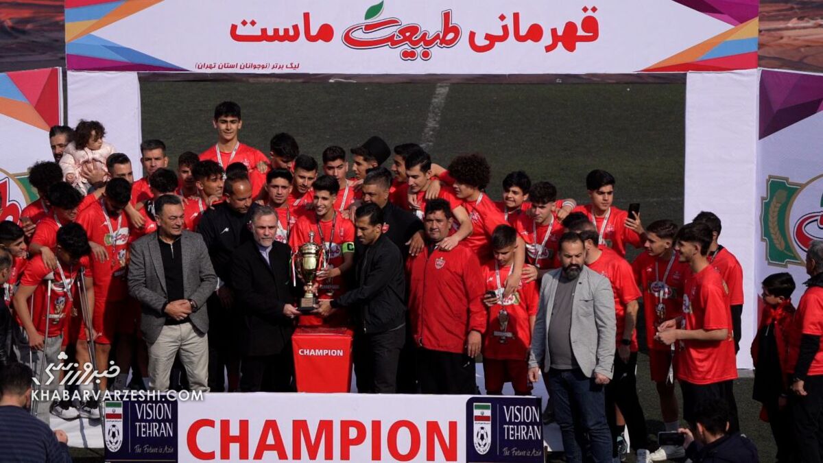 تصاویر| برگزاری جشن قهرمانی پرسپولیس با حضور ستاره محبوب تیم ملی