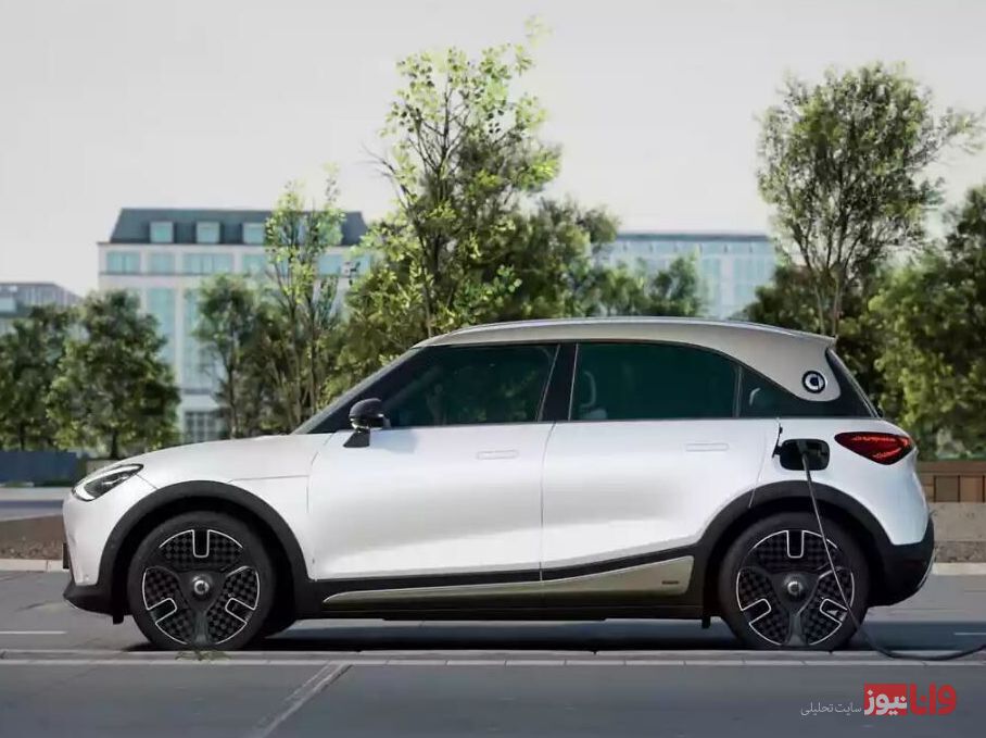 تقلید جورجینا از رونالدو؛ خاص‌ترین ماشین جهان برای او شد+عکس