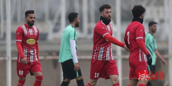 مهاجم پرسپولیس ماندگار شد