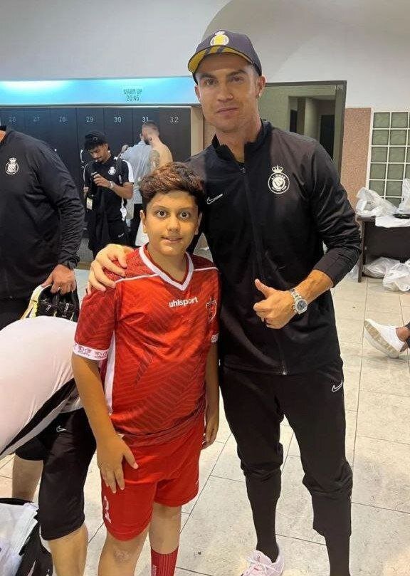 عکس جنجالی دیدار خصوصی پسر بیرانوند با رونالدو در رختکن النصر پس از شکست پرسپولیس!
