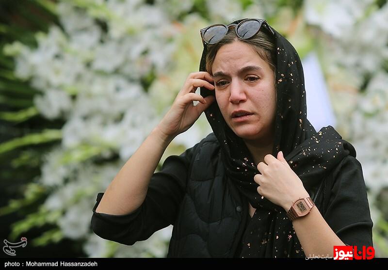 خداحافظی با آتیلا در پهنه رودکی / تا سینما زنده است؛ آتیلا پسیانی هم زنده است +عکس خداحافظی با آتیلا در پهنه رودکی / تا سینما زنده است؛ آتیلا پسیانی هم زنده است +عکس