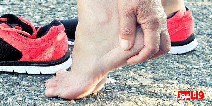 چرا باید کفش طبی بخریم؟ مزایای پوشیدن کفش طبی