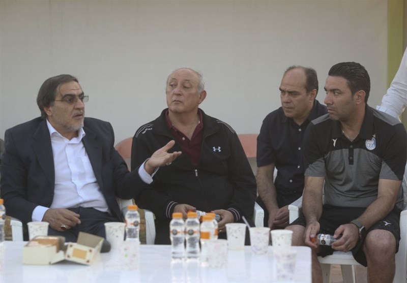فوتبال , استقلال ,
