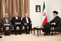 رهبر انقلاب: تهدیدهای آمریکا هیچ تاثیری بر ملت و مسئولان ایران ندارد/ پیروزی مردم غزه، غلبه بر آمریکا بود رهبر انقلاب: تهدیدهای آمریکا هیچ تاثیری بر ملت و مسئولان ایران ندارد/ پیروزی مردم غزه، غلبه بر آمریکا بود
