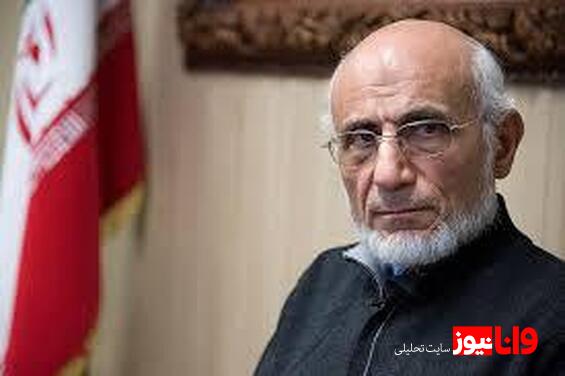تصاویری کمتر دیده شده از موسوی خوئینیها و میرسلیم کنار یکدیگر؛ 45 سال قبل!
