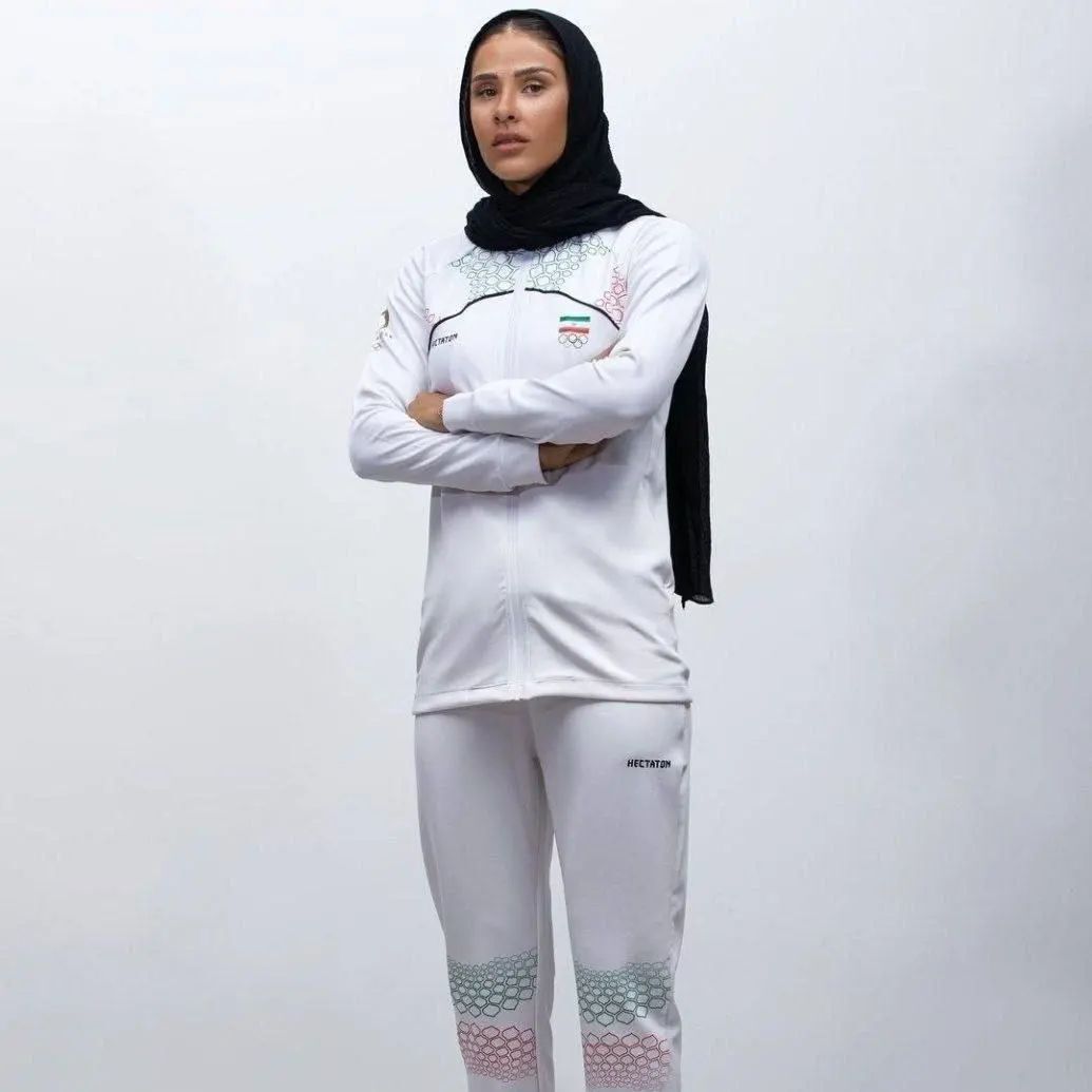شوخی کاربران فضای مجازی با لباس کاروان ایران در المپیک/ کادر درمان اعزام کردیم؟! +عکس