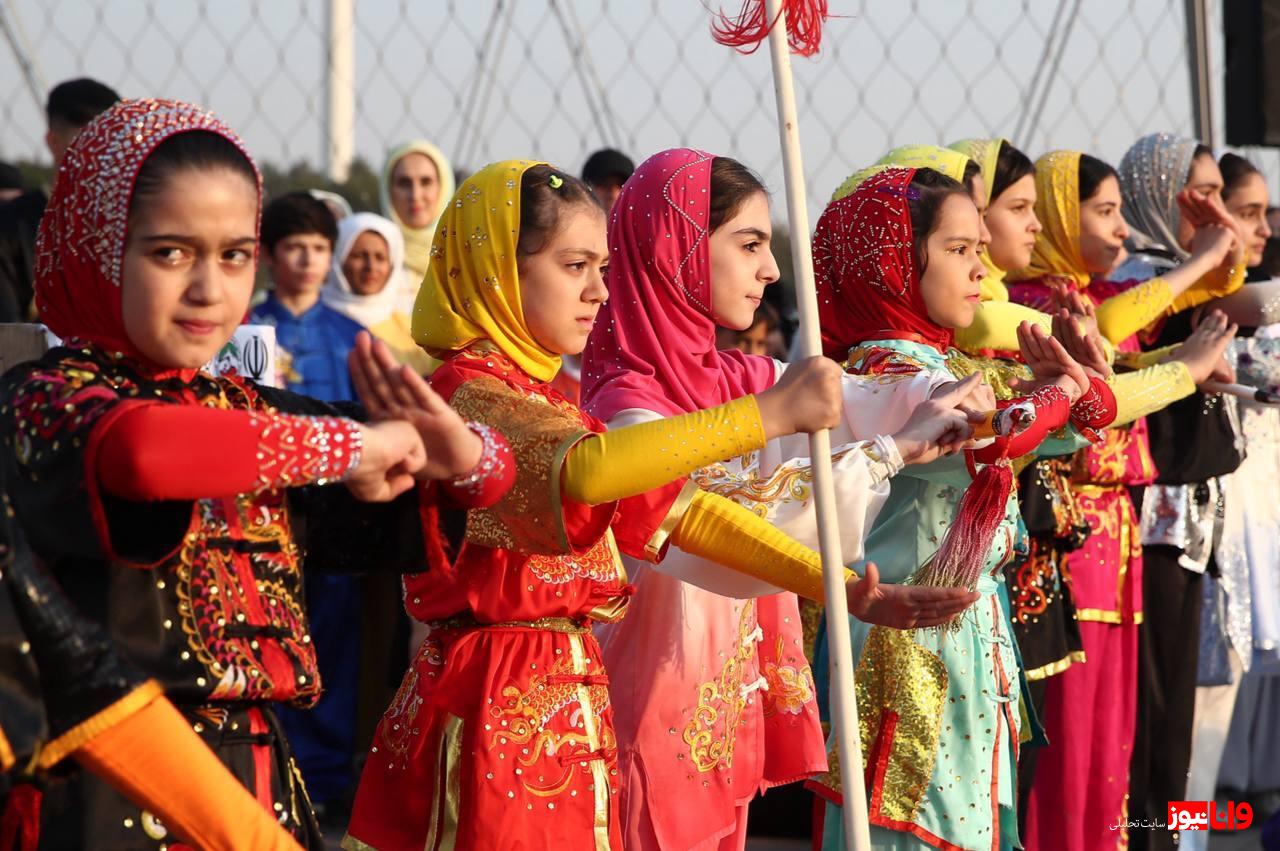 همایش بزرگ ووشوکاران استان تهران در پل طبیعت برگزار شد همایش بزرگ ووشوکاران استان تهران در پل طبیعت برگزار شد