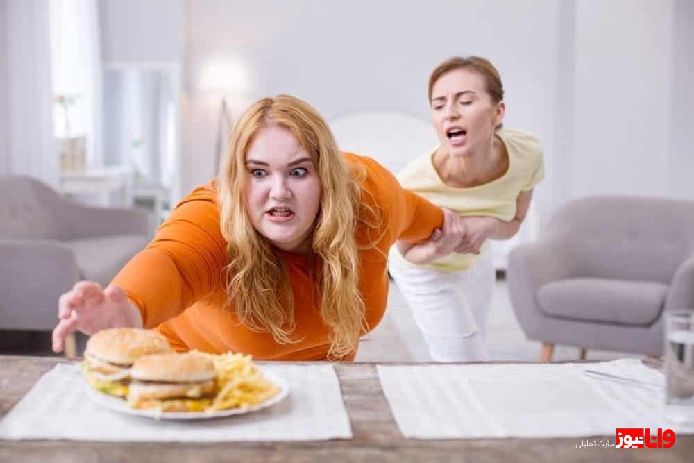علائم اختلال پرخوری عصبی در زنان
