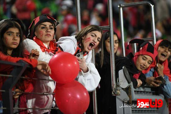 درگیری روی سکوها به خاطر مدیرعامل پرسپولیس!
