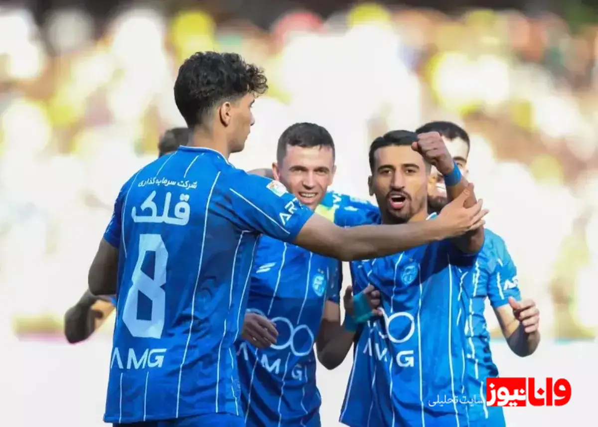 بحران نبود مدافع راست در استقلال!