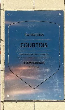 حذف پلاک کورتورا از راهروی مشاهیر اتلتیکومادرید + عکس