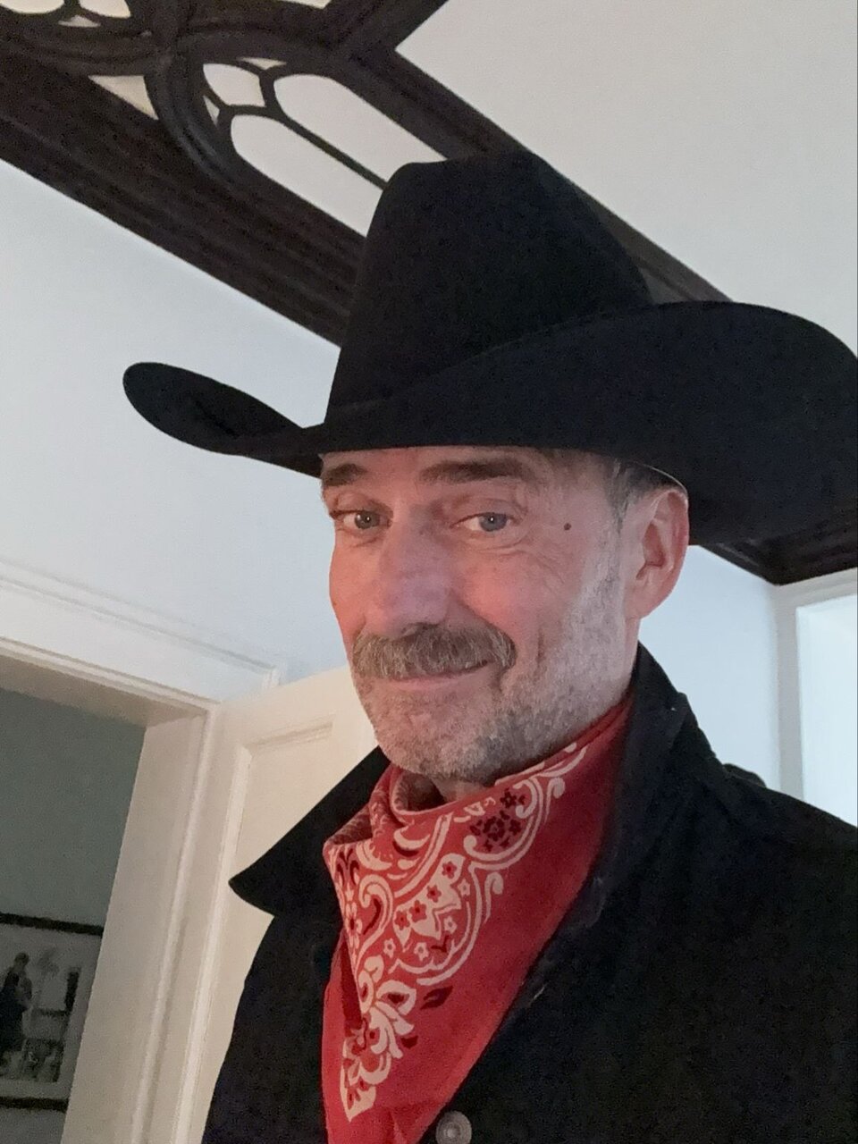 عکس | تغییر چهره بامزه یورگن کلوپ؛ آقای معمولی تد لاسو شد!