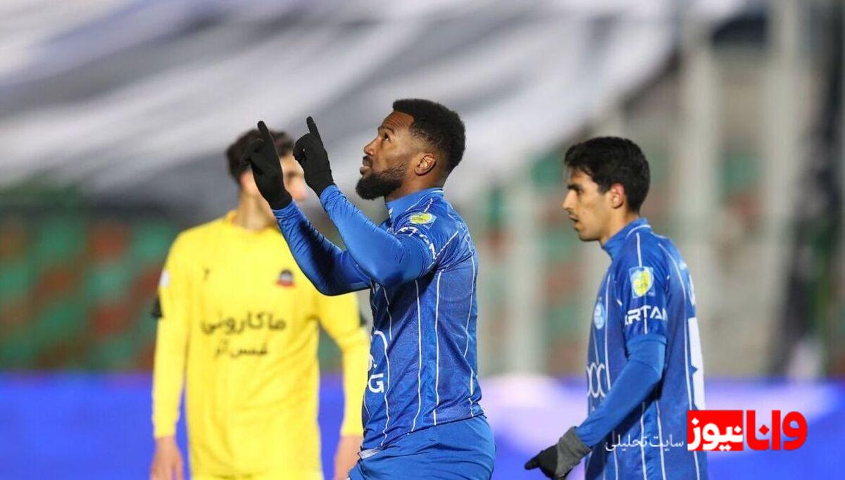 بازیکن خبرساز استقلال از بقیه جدا شد/ سفر مهاجم آبی‌ها به پاریس