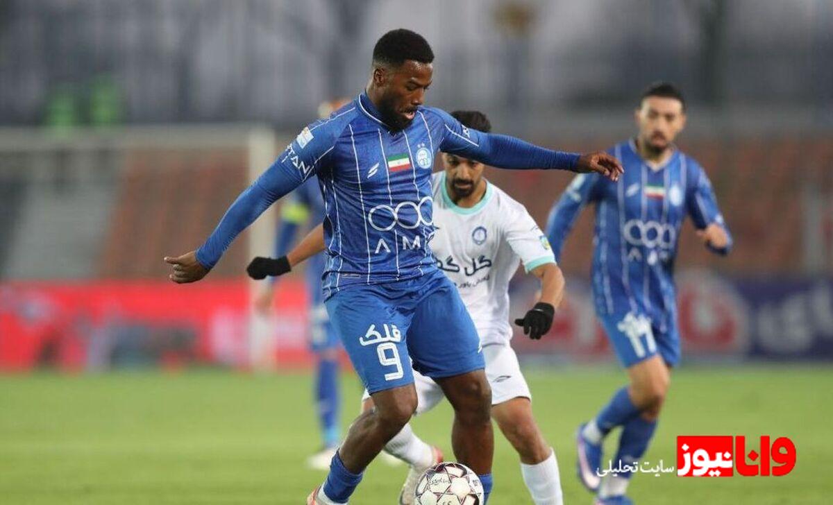 مهاجم استقلال فاش کرد: با منیر بودیم که چند قدمی ما موشک منفجر شد