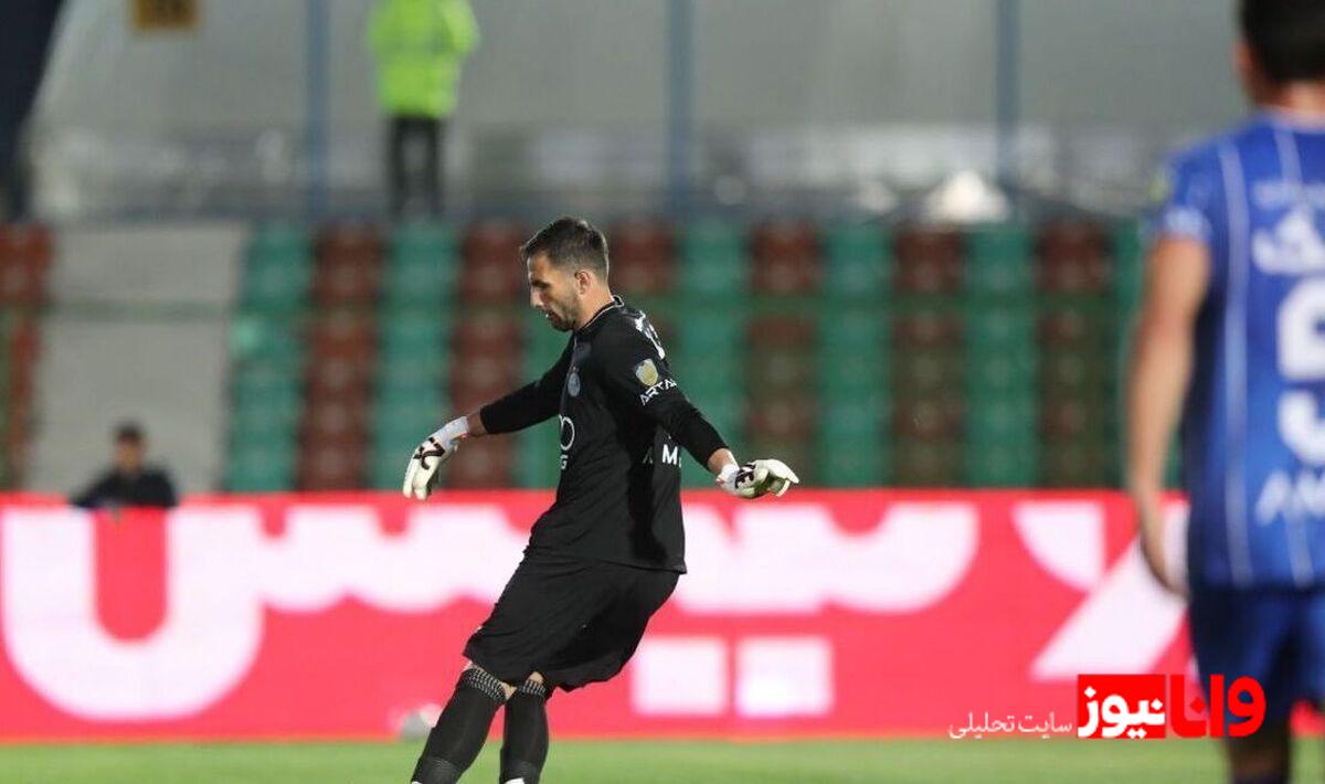 دو بازیکن استقلال، ایران را ترک کردند و شاید دیگر برنگردند