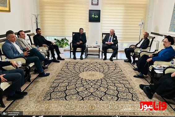 دیدار جمعی از پیشکسوتان پرسپولیس و تیم ملی با سید محمد خاتمی+عکس