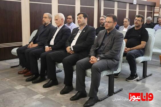 دنیامالی در مراسم ترحیم یکی از کارکنان وزارت ورزش و جوانان