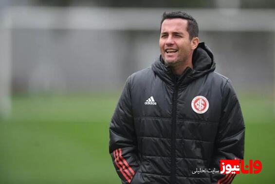 سه گانه سرمربی پرسپولیسی در تایلند!+عکس