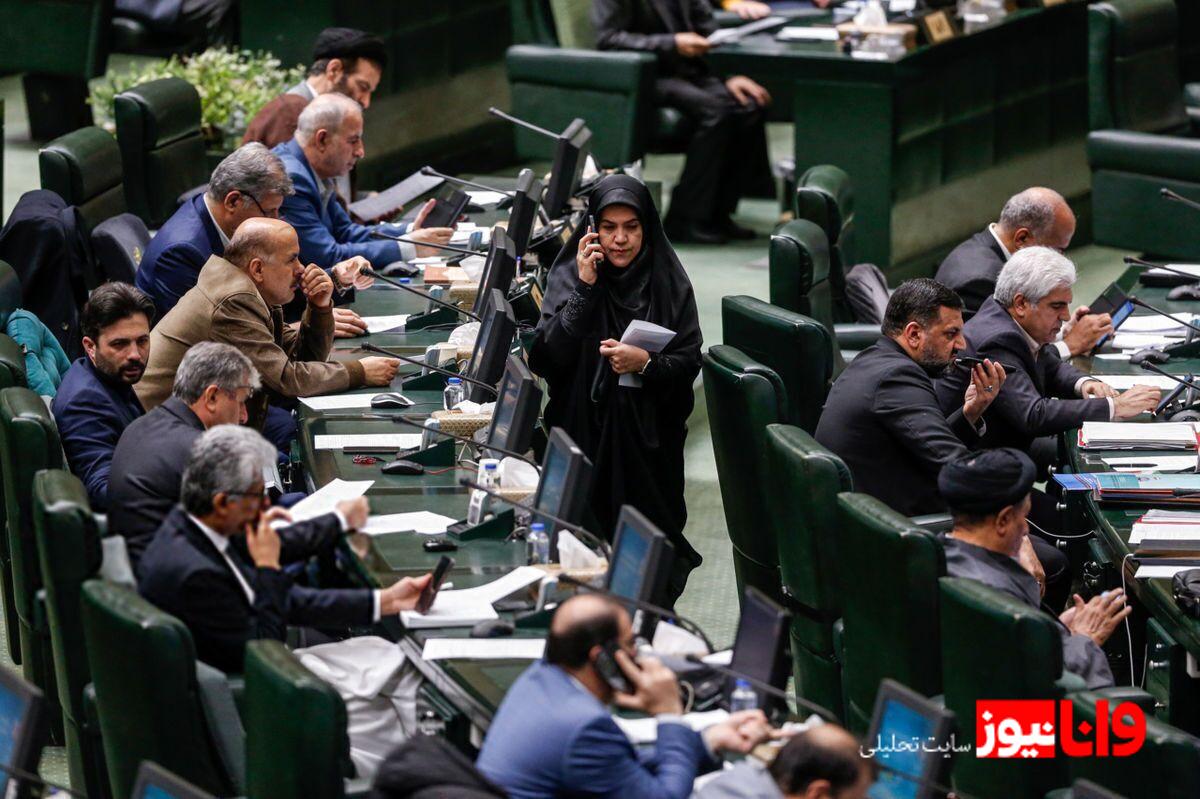 بنزین در میانه بحران: جلسهای با وزیر اقتصاد و چالشهای تأمین سوخت