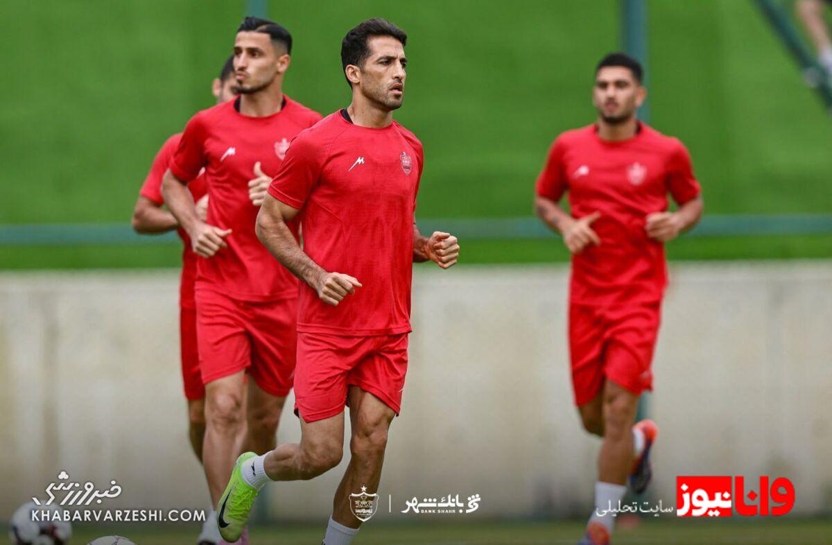 وحید امیری: شایعات جدایی از پرسپولیس را خنثی کرد! + عکس