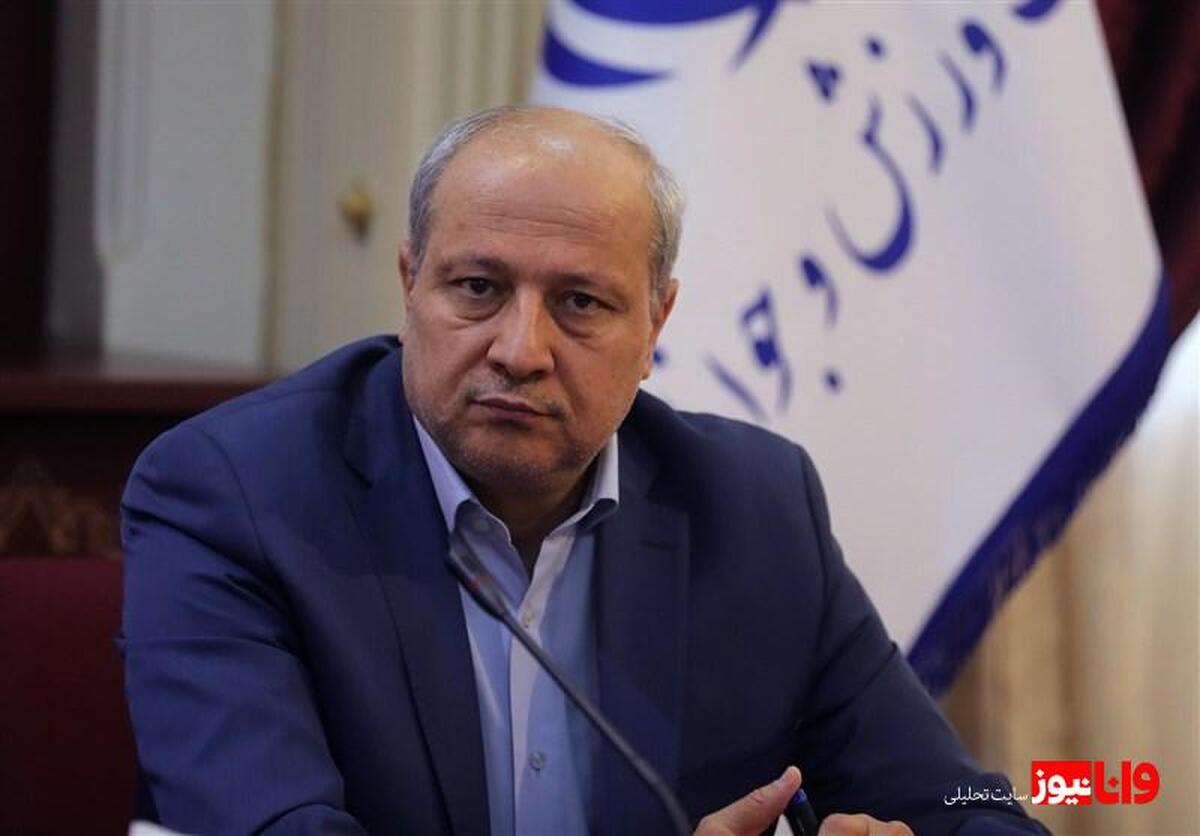 مناف هاشمی ۱۷ مرداد روز خبرنگار را تبریک گفت
