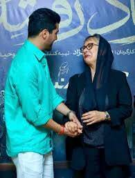 بوسه جنجالی سینا مهراد بر دستان آزیتا حاجیان / همه چیز درباره سریال «از یاد رفته» + عکس بوسه جنجالی سینا مهراد بر دستان آزیتا حاجیان / همه چیز درباره سریال «از یاد رفته» + عکس