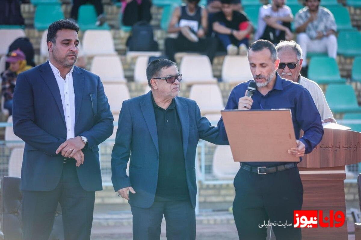 تقدیر احسان حدادی از هیات دو و میدانی فارس