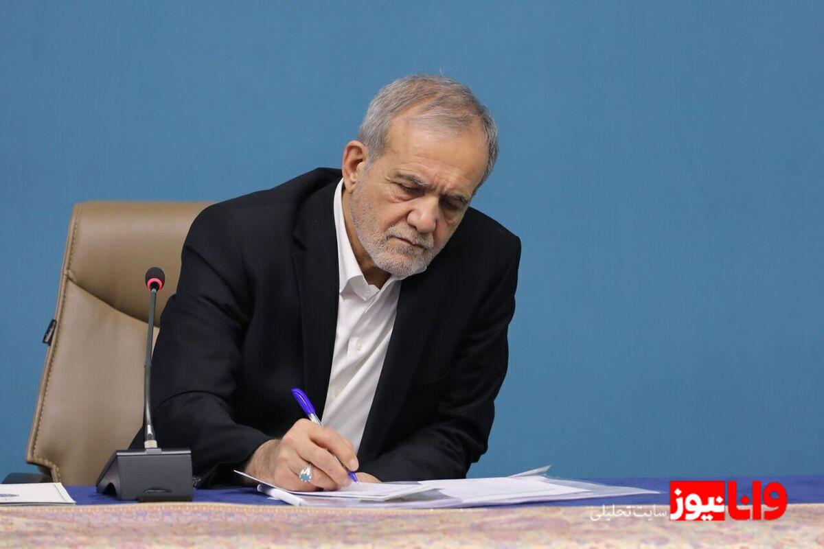 رئیسجمهوری از گامهای خورشیدی برای رفع ناترازی برق خبر داد