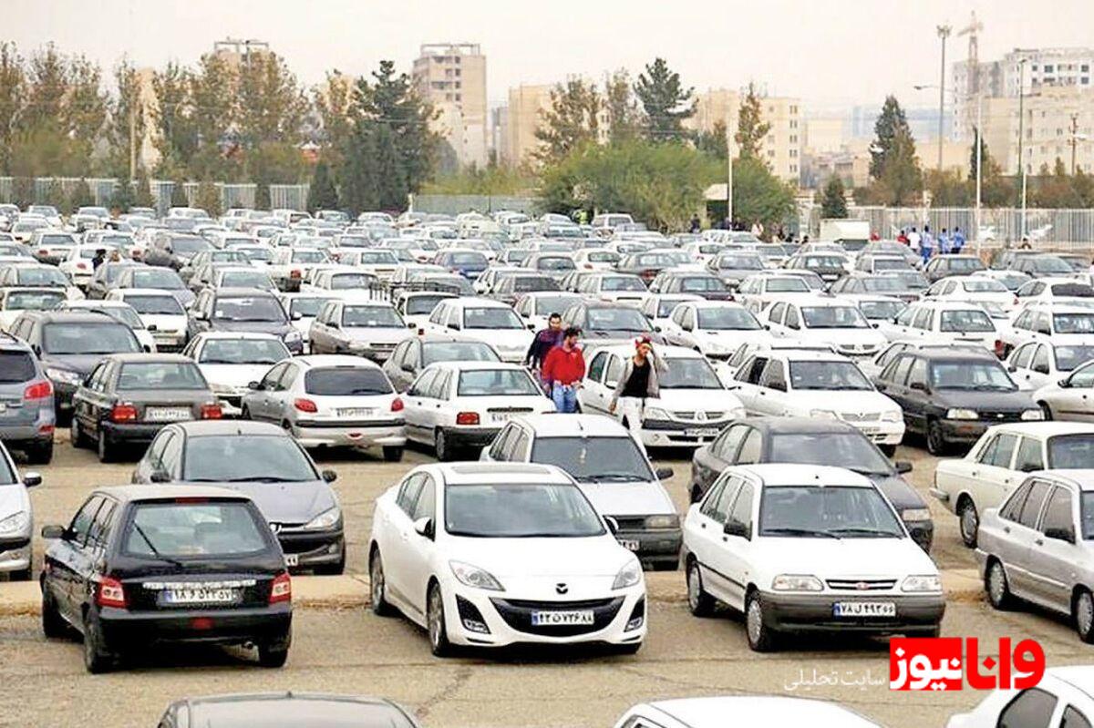 چرا بازار خودرو به افزایش نرخ دلار واکنشی نشان نداد؟