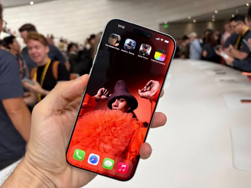 اولین عکس‌های واقعی از آیفون ۱۷ پرو و آیفون ۱۷ پرو مکس