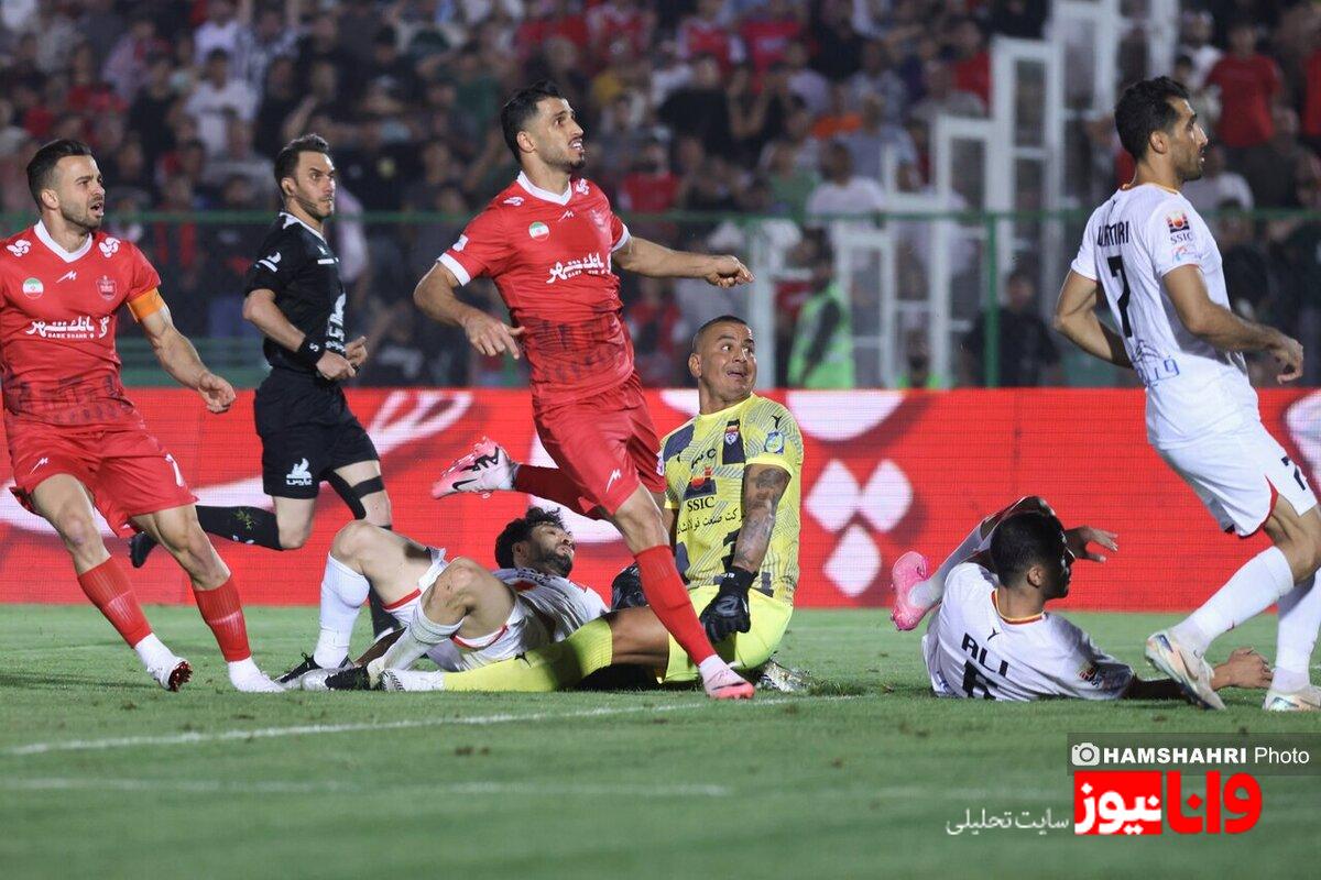 انتقاد رهبری فرد از بازیهای بیثمر پرسپولیس