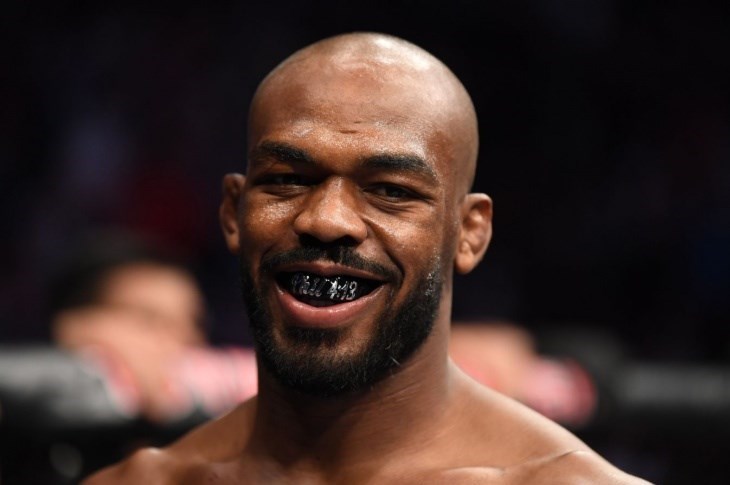 MMA ,