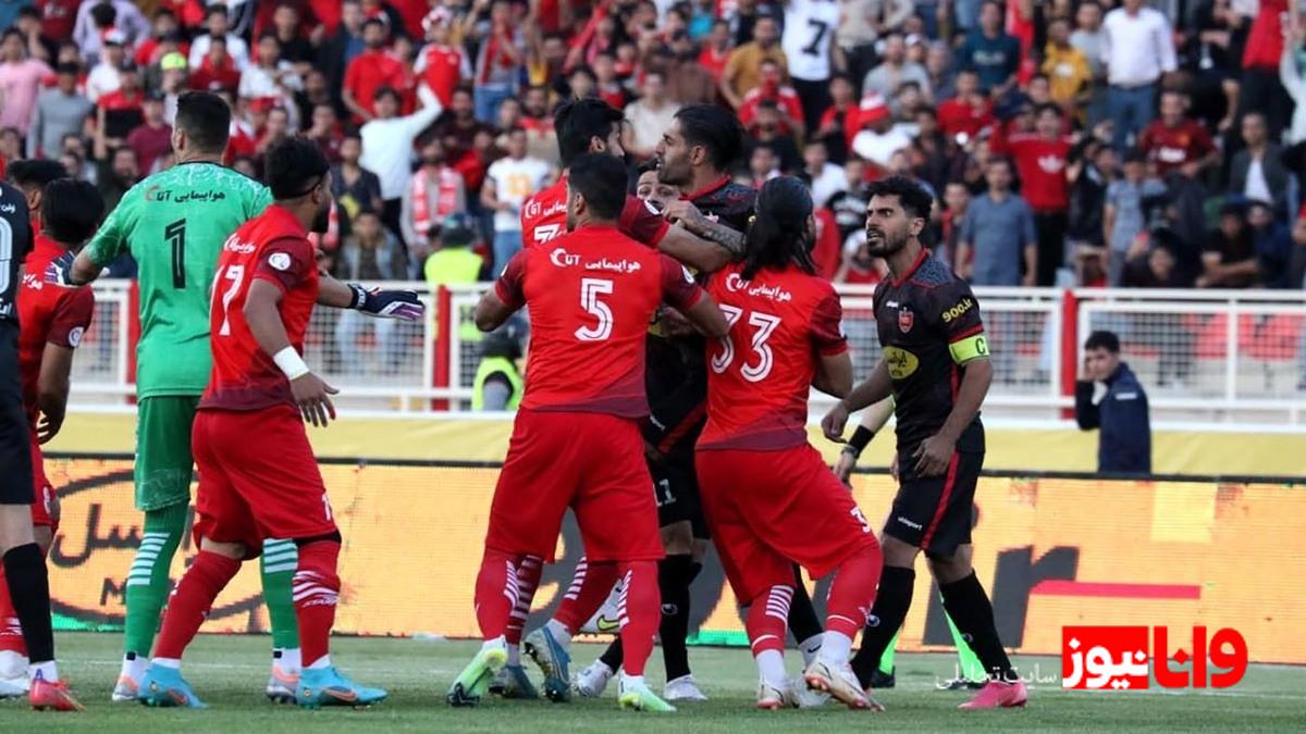 غیبت تماشاگران در دیدار حساس تراکتور و پرسپولیس