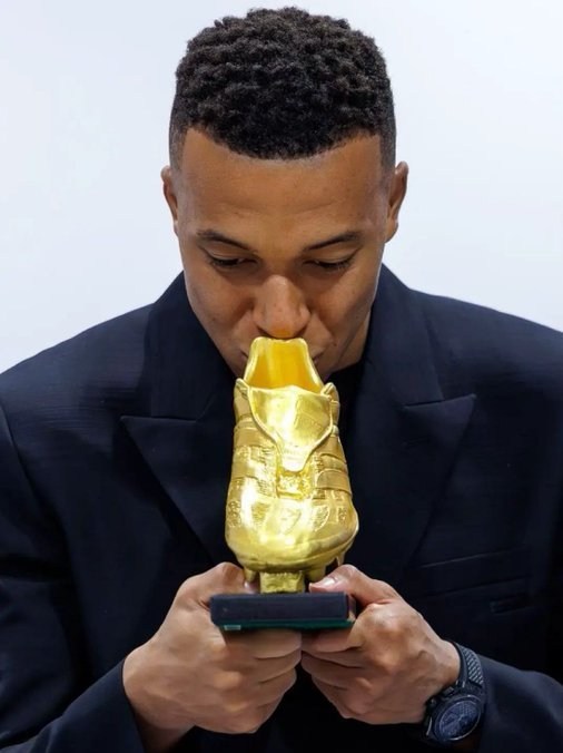 تیم فوتبال رئال مادرید , تیم فوتبال پاری‌سن‌ژرمن , لالیگا اسپانیا , کیلیان امباپه , کریستیانو رونالدو ,