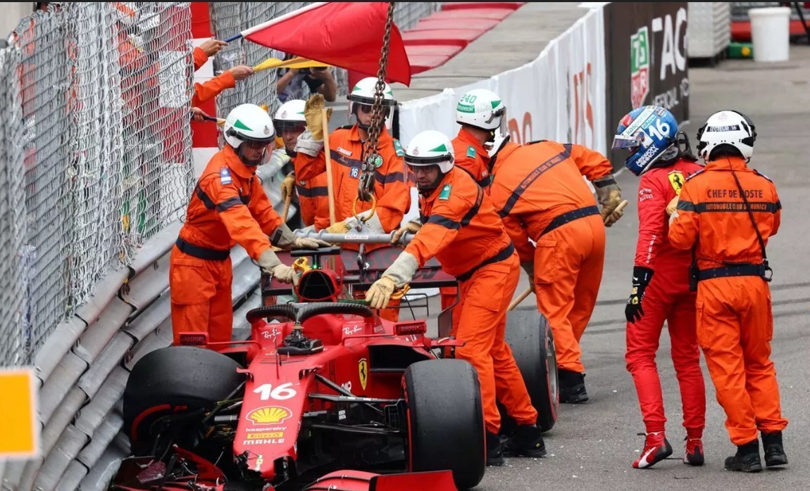 اتومبیلرانی فرمول یک ,