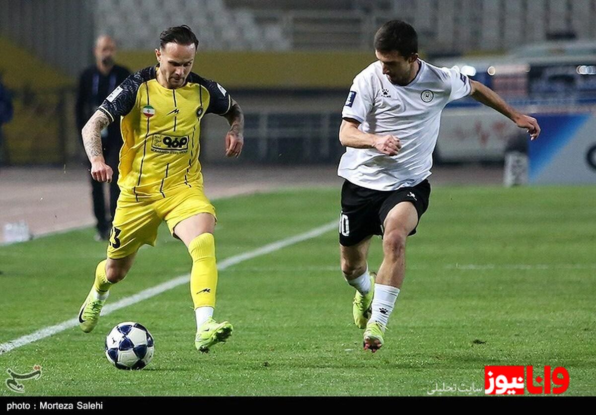 فرار سپاهان از شکست مقابل آخال با گل زیبای عسکری