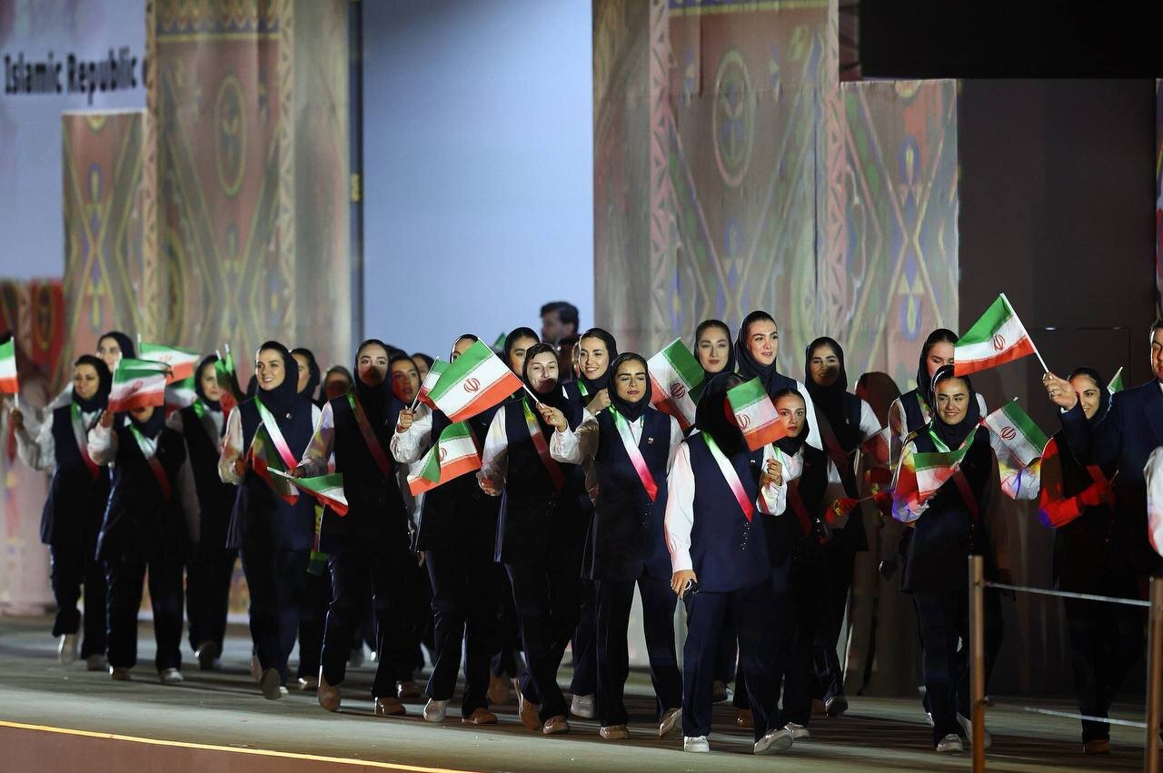 تصاویری از رژه کاروان ایران در افتتاحیه بازیهای کشورهای اسلامی در ریاض