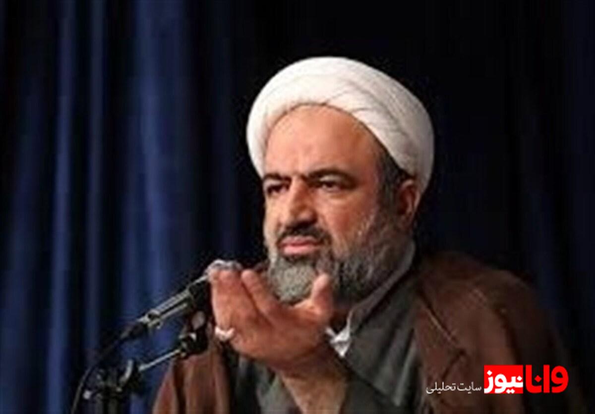 رسایی: دولت مصوب کرده بنزین گران شود