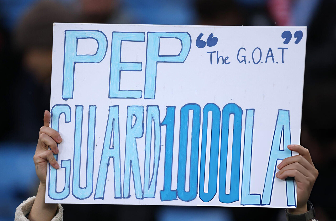 عکس| آقای گواردیولا؛ بفرمایید تقدیم با عشق!