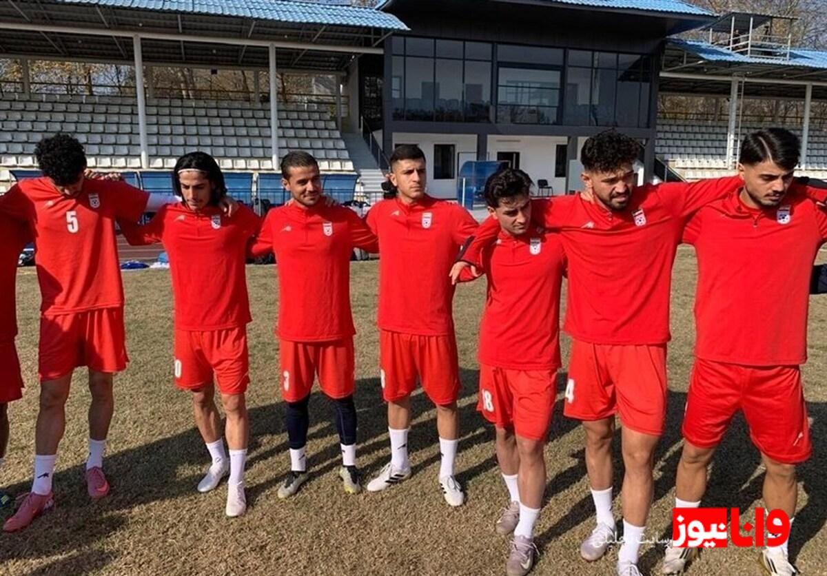 تجربه نخستین تمرین امید روانخواه در شرایط دشوار چمن+عکس