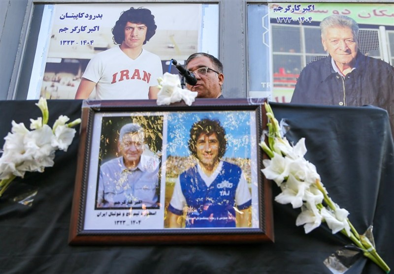 فوتبال , استقلال ,